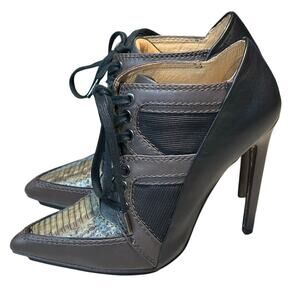 L.A.M.B Gwen Stefani Nicol Lace Up Leather Cosplay Pointed Toe Heels Size 6